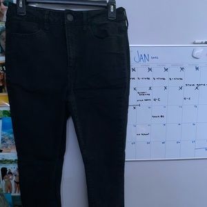 5/45$ or 10/80$

high rise SO jegging jeans